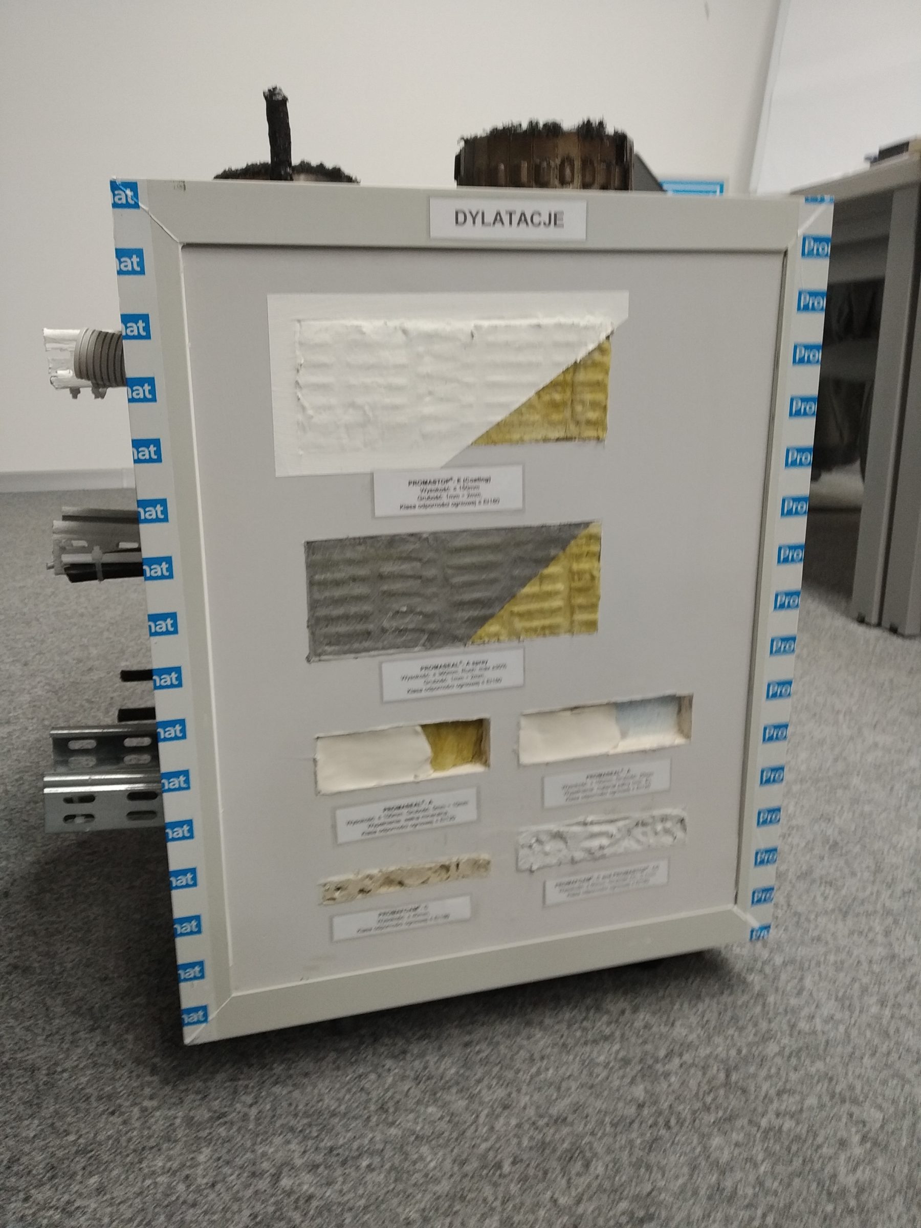 Przejścia instalacji zabezpieczone przeciwpożarowo – PROMAT 05